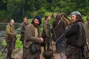 http://www.tvequals.com/wp-content/uploads/2015/05/outlander-the-search-episode-14-16.jpg