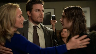 http://idiotbox.co.uk/wp-content/uploads/2013/11/arrow-2x7-moira-oliver-thea.png
