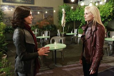 http://www.seat42f.com/wp-content/uploads/2014/09/Once-Upon-A-Time-4x01-09.jpg
