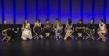 http://static2.hypable.com/wp-content/uploads/2015/03/Teen-Wolf-PaleyFest-Red-Carpet-888x456.jpg
